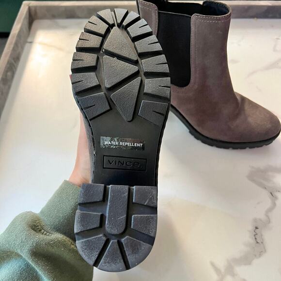 Vince Gray Brown Suede Water Repellent Chelsea Boots Size 6 - Picture 8 of 10